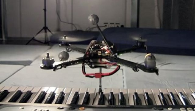 quadrocopter-piano