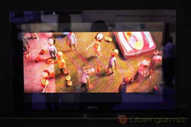 sony-oled-3d-glasses-less-01 sony-oled-3d-glasses-less-01