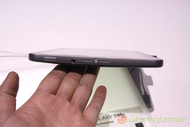 galaxy-tab-10-1-side galaxy tab 10.1 side