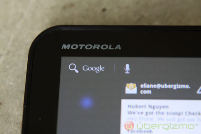 Xoom Android 3.0 interface - action bar left side Xoom Android 3.0 interface - action bar left side