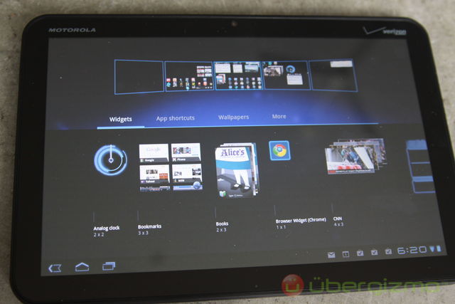 Xoom Customization screen - widgets Xoom Customization screen - widgets