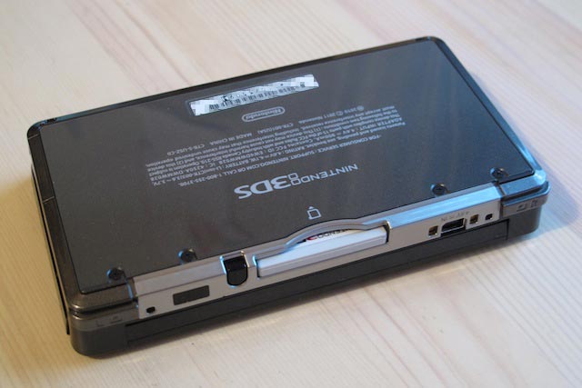 3DS-rear