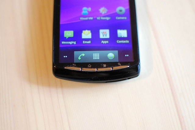 xperia-play-android-buttons