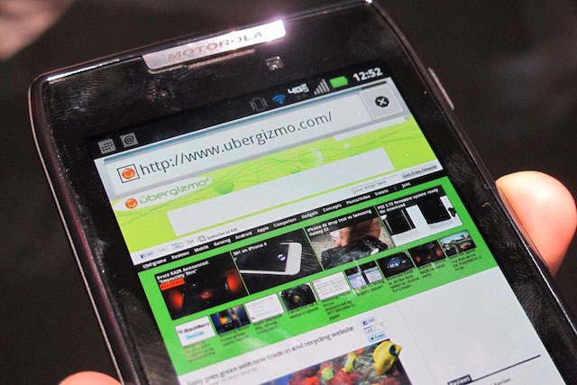 motorola-droid-razr-preview-31