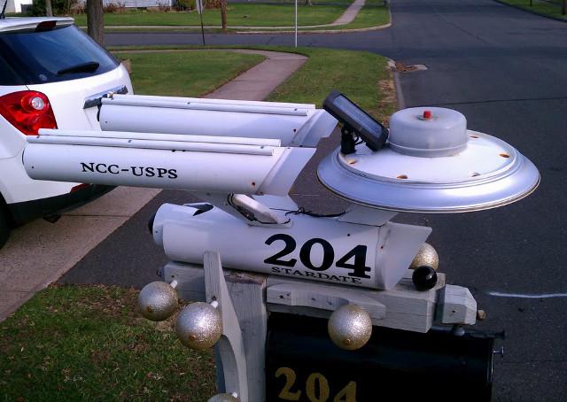 star-trek-mailbox