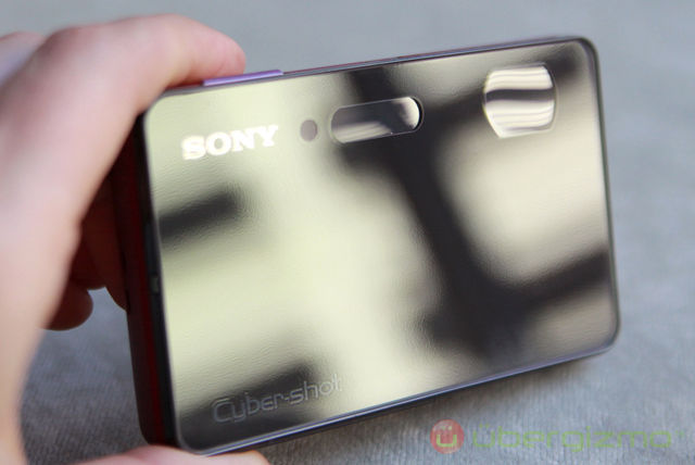 Sony-DSC-TX200V_02-640