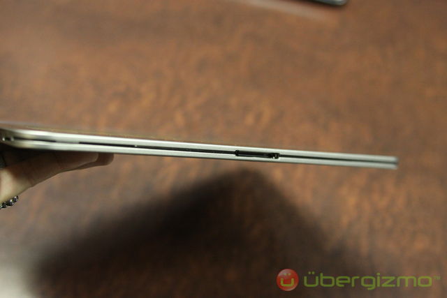 Toshiba-Excite-X10_04