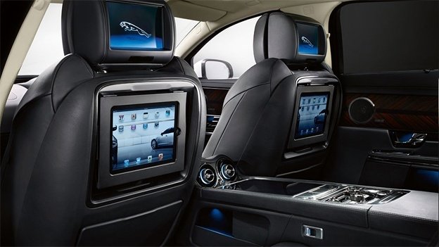 xl_Jaguar-XJ-Ultimate-iPad-624