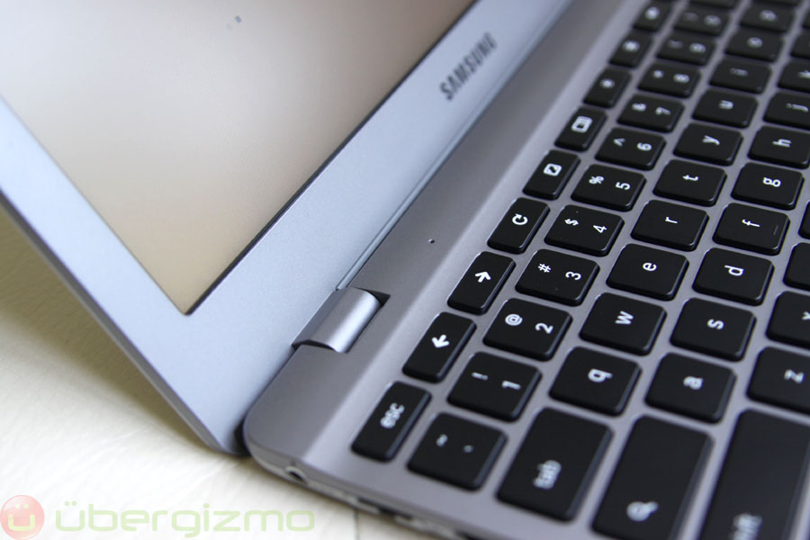 Samsung Series 5 550 Chromebook Review | Ubergizmo