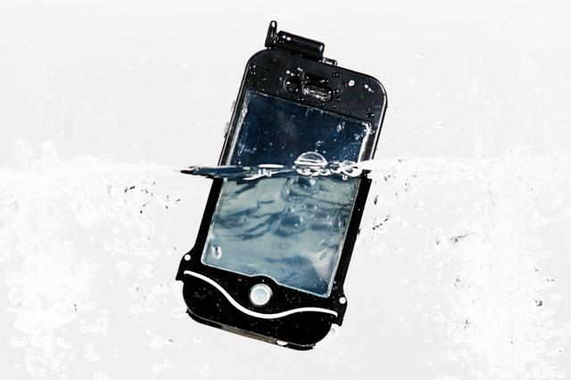 underwater-iphone-case-a555.0000001338932560