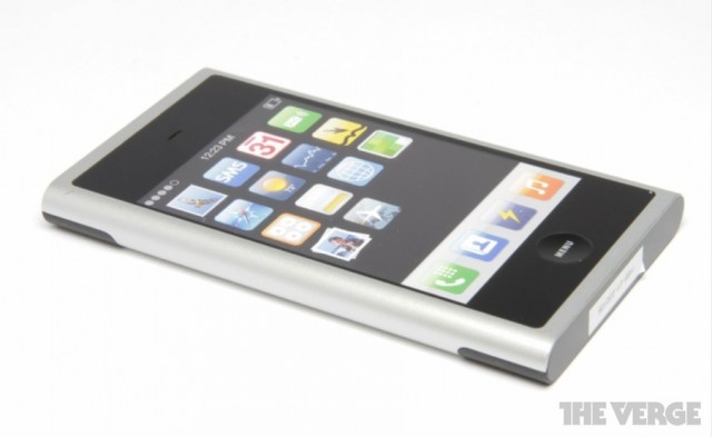 iphone-lumia800