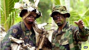 camo-face-paint