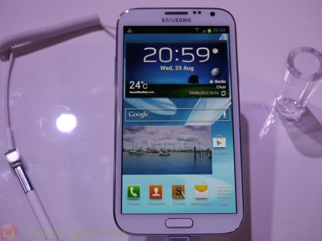 samsung-galaxy-note-2-hands-on-11