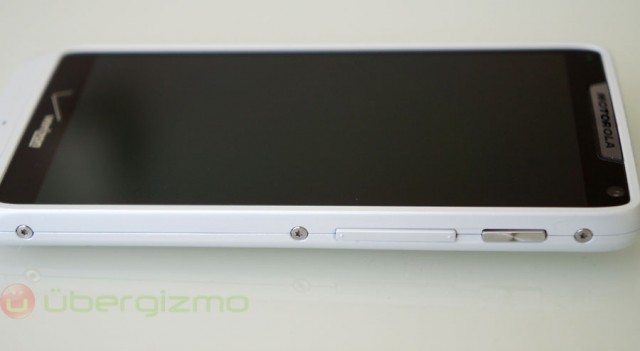 motorola-droid-razr-m-review-04