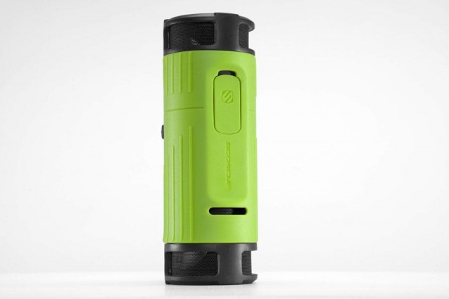 boomBOTTLE-speaker-04