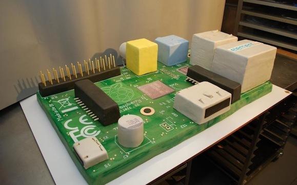 raspberry-pi-cake