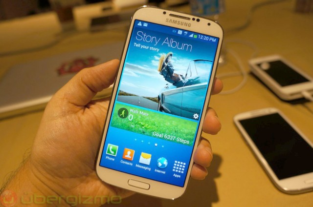samsung-galaxy-s4-hands-on-review--22
