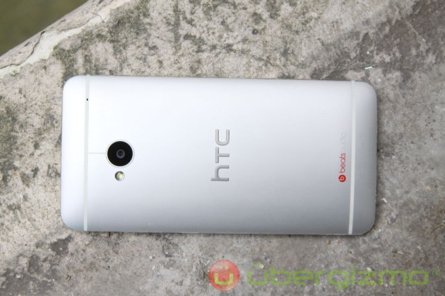 HTC-One-01