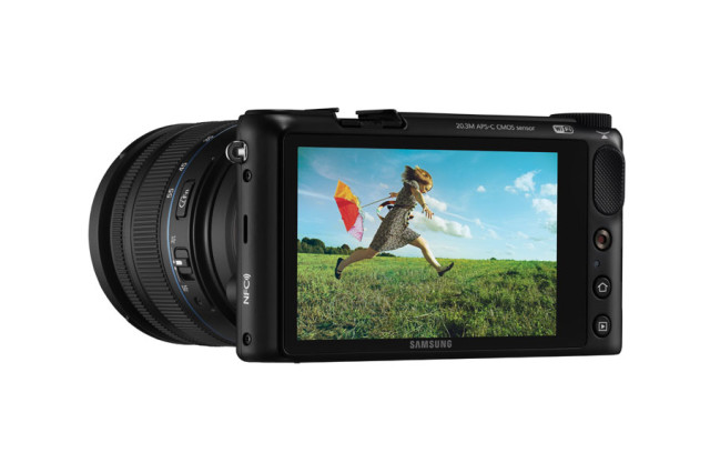 Samsung-NX2000-044