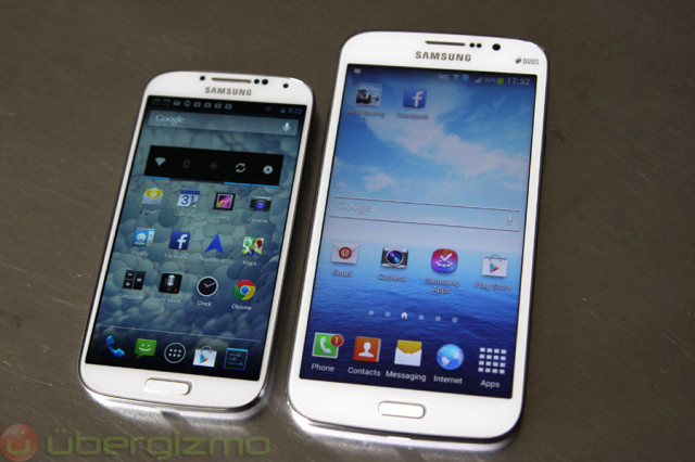Left: Galaxy S4, Right: Galaxy Mega 5.8