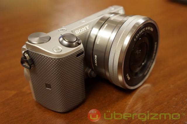 Sony-NEX-5T-01