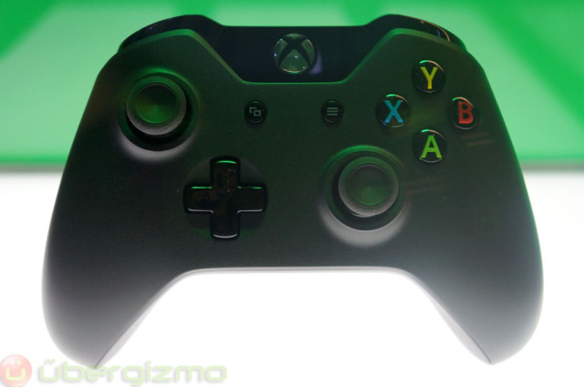 xbox-one-hands-on-review-06