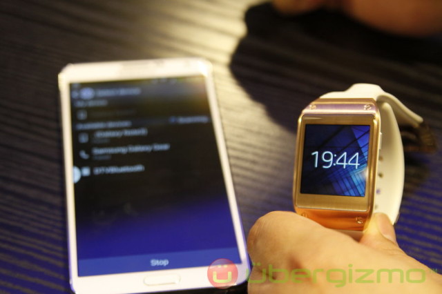 samsung gear 42 vs 46