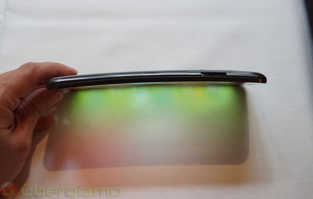 lg-g-flex_05
