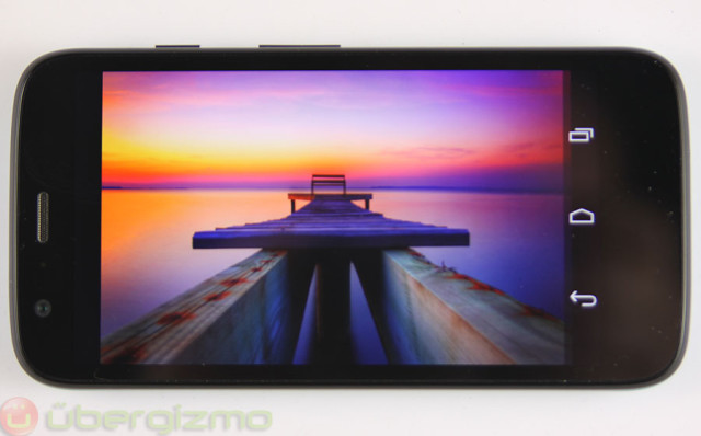 moto-g-review-display