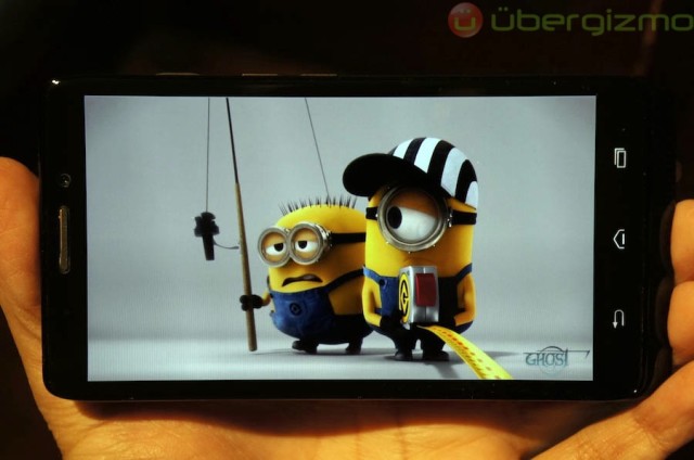 motorola-droid-ultra-review-8