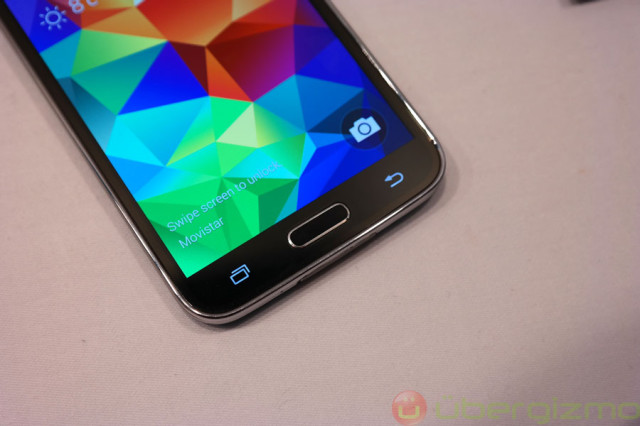 galaxy-s5-preview-mwc2014-35