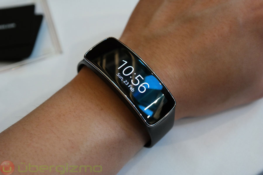 samsung-gear-fit-03