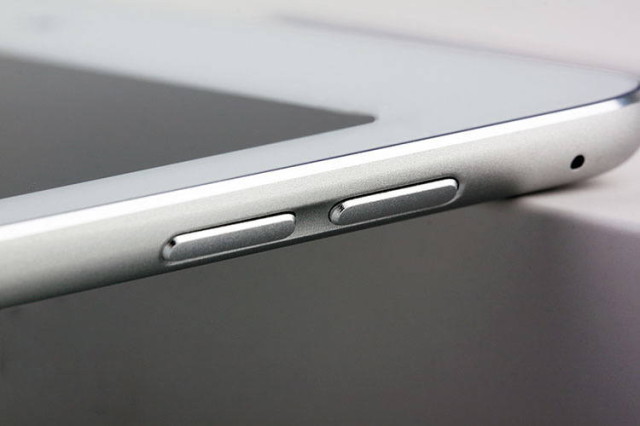 Apple iPad Air II - 2