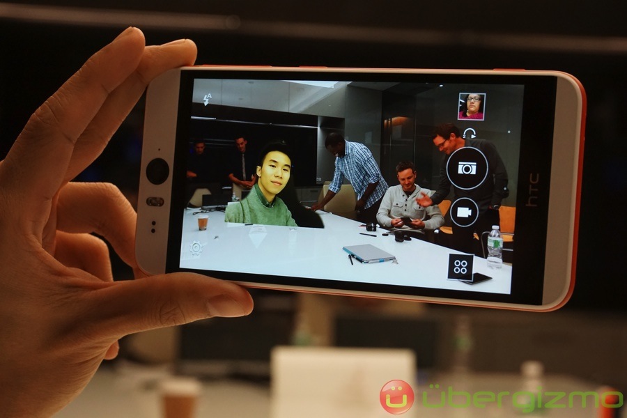 htc-desire-eye-hands-on-10