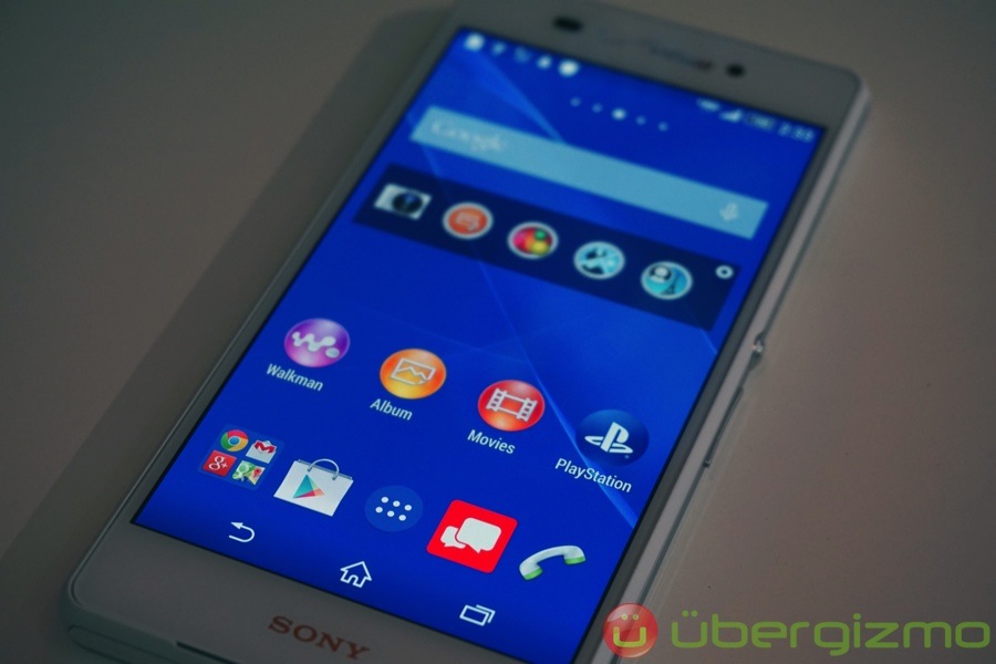 sony-xperia-z3v-hands-on-4