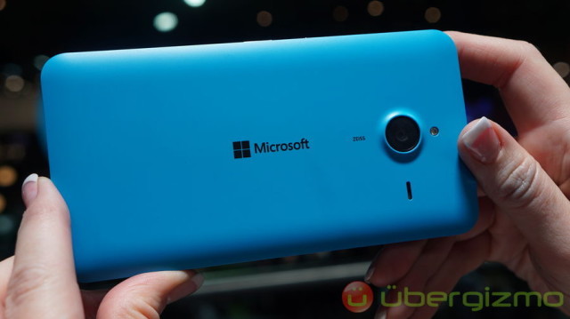 Microsoft-Lumia-640-XL-06