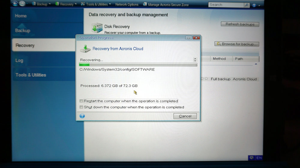 09-acronis-recovery-restore-in-progress