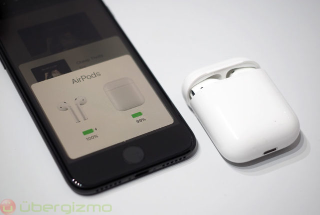 apple-AirPods-pairing